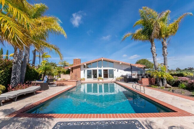 Building Photo - Amazing La Jolla North PB home with panora...