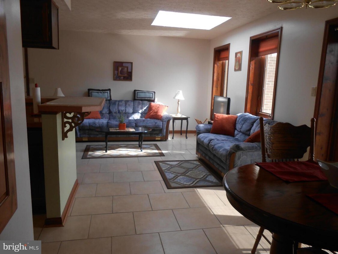 44763 Woodlake Ct Unit 711, California, MD 20619 Room for Rent in