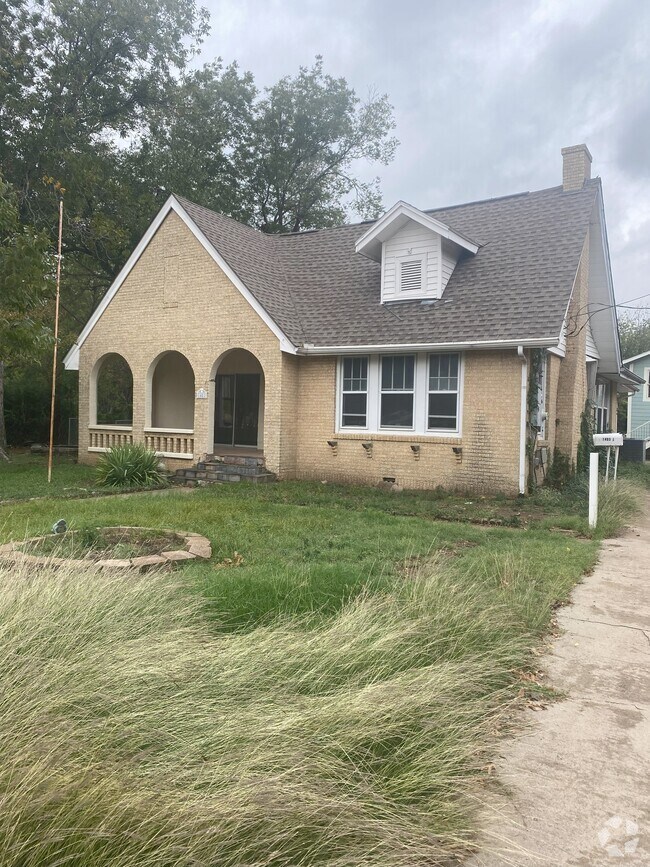 Apartments for Rent Near University of North Texas Denton, TX Student