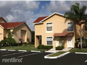 Building Photo - 22348 Calibre Ct
