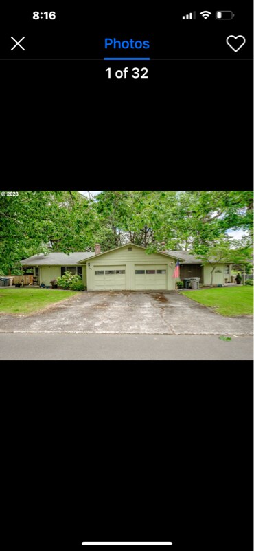 Primary Photo - 286 SW River Dr