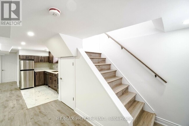 Building Photo - 8 Marlborough Rd