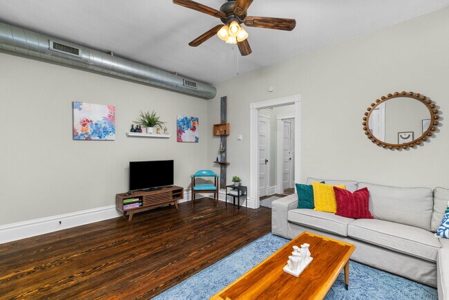 Foto del edificio - 2819 Shenandoah Ave