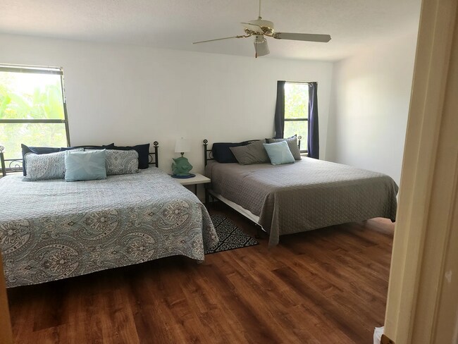 Foto del edificio - 2448 Carriage Ct