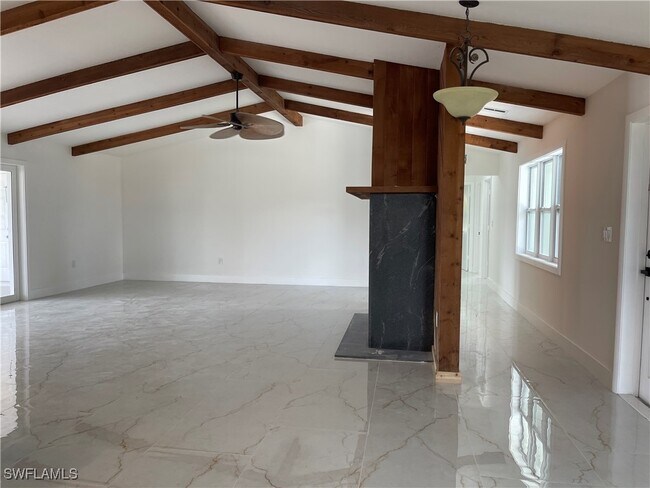 Building Photo - 2210 Isle of Pines Ave