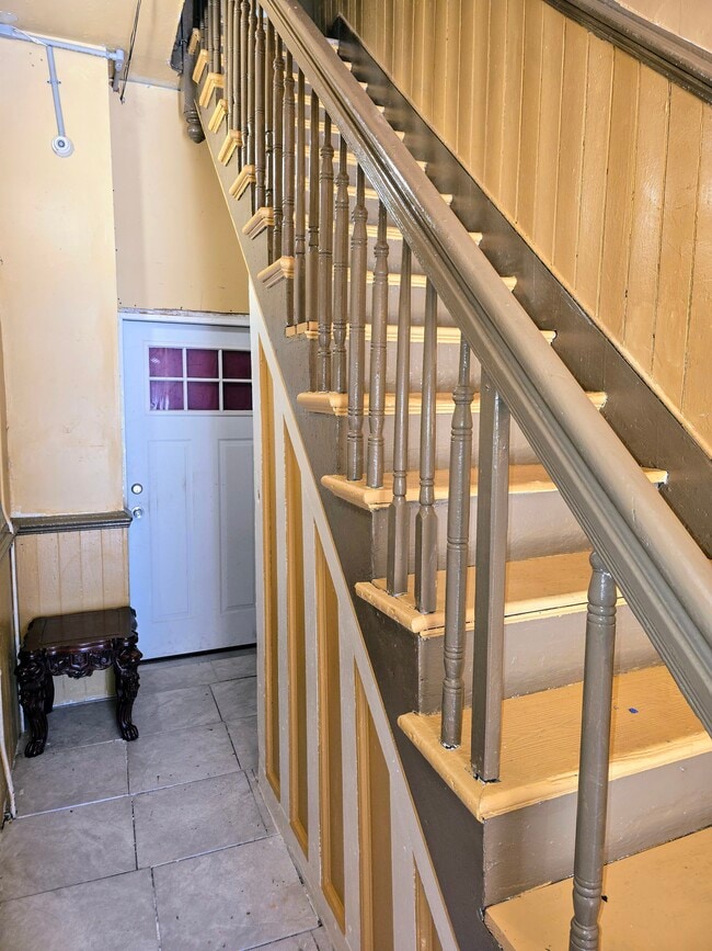 front stairwell - 354 15th Ave
