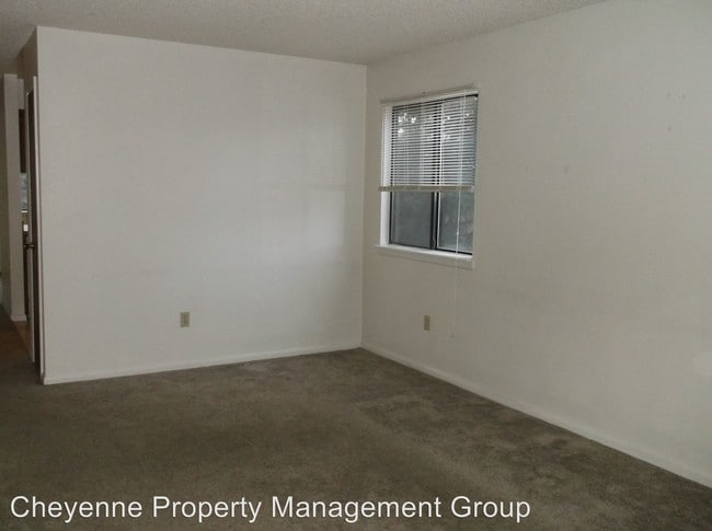 Building Photo - 1200 Taft Ave