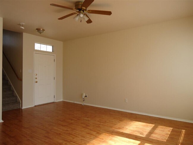 Foto del edificio - 2847 Southampton Way