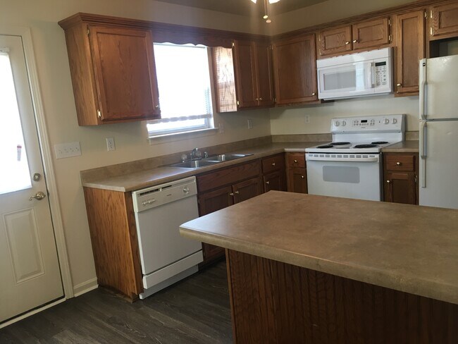 Foto del edificio - 58 Haven Ct