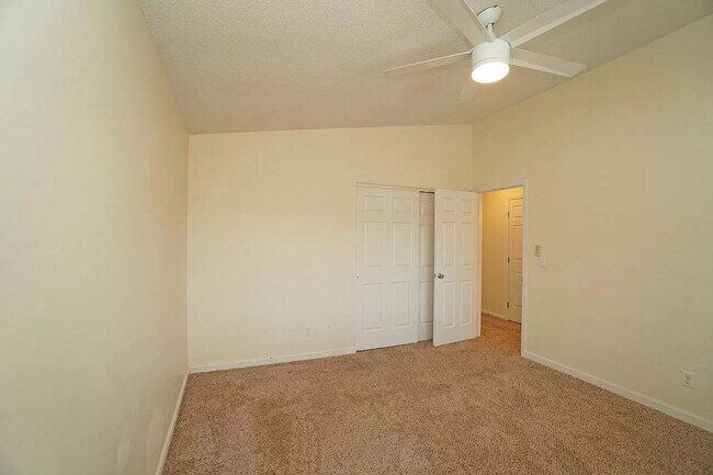 Building Photo - 3761 Lacy Ct