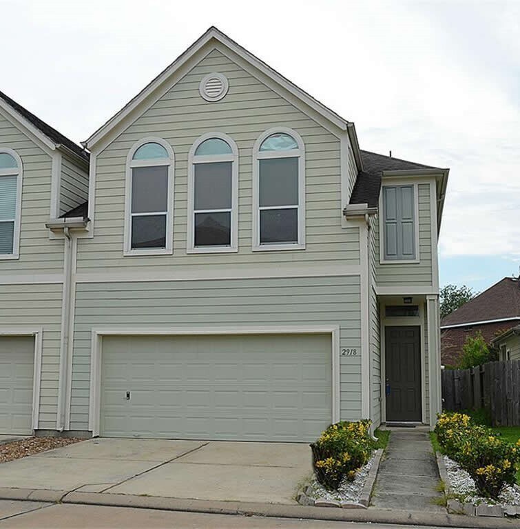 Foto principal - 2918 Hebert Trail Dr