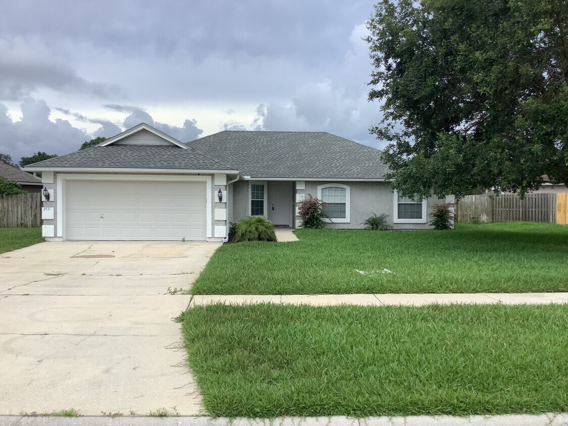 Primary Photo - 2531 Glenfield Dr