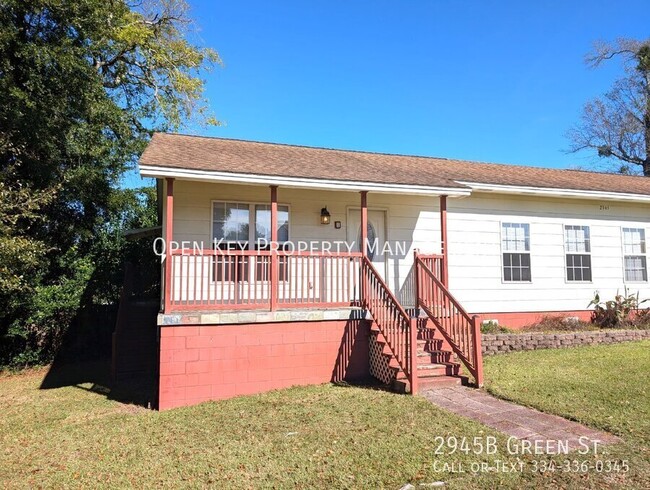 Building Photo - Well-kept 2-bedroom apartment in Marianna!