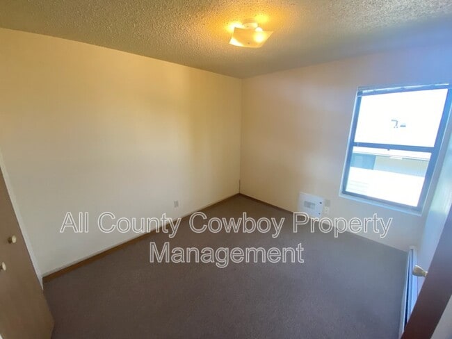 Building Photo - 3322 Joanna Brunner St