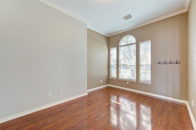 Building Photo - 21606 Firemist Way