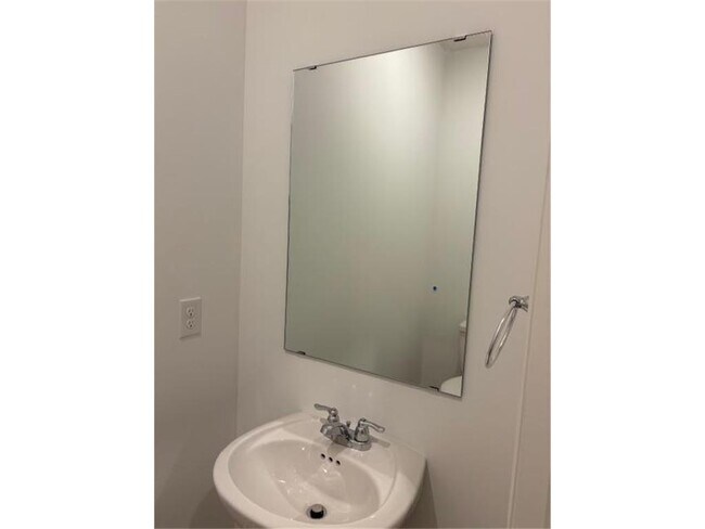 Foto del edificio - 10513 Harbor Ln N
