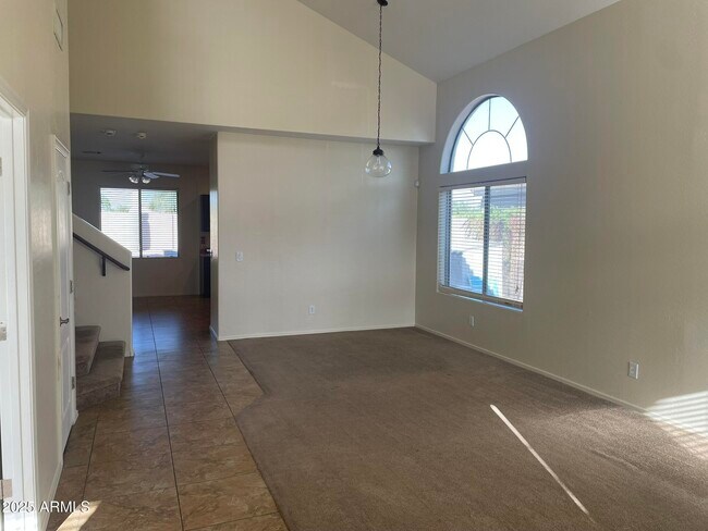 Foto del edificio - 4816 S Emery Cir