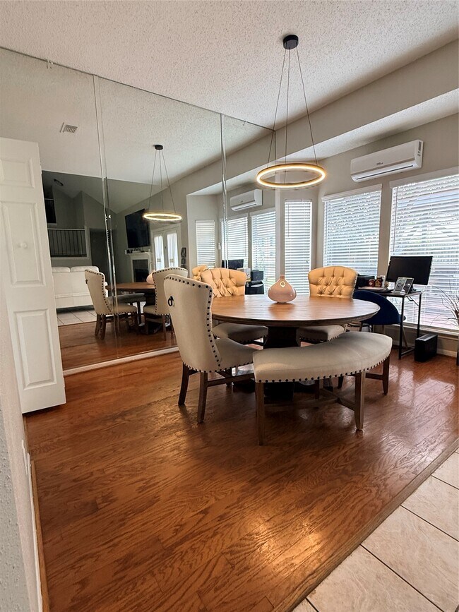 Foto del edificio - 3118 Lakefield Way