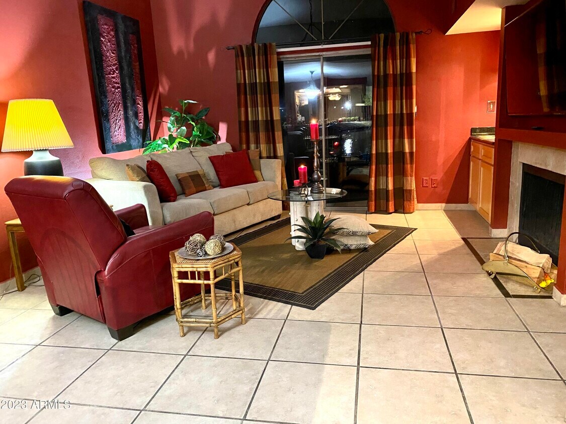 Foto principal - 2644 W Desert Cove Ave