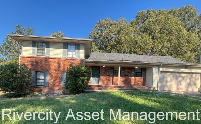 Primary Photo - GORGEOUS 4 bedroom/ 3 bathroom HOME, SPACI...