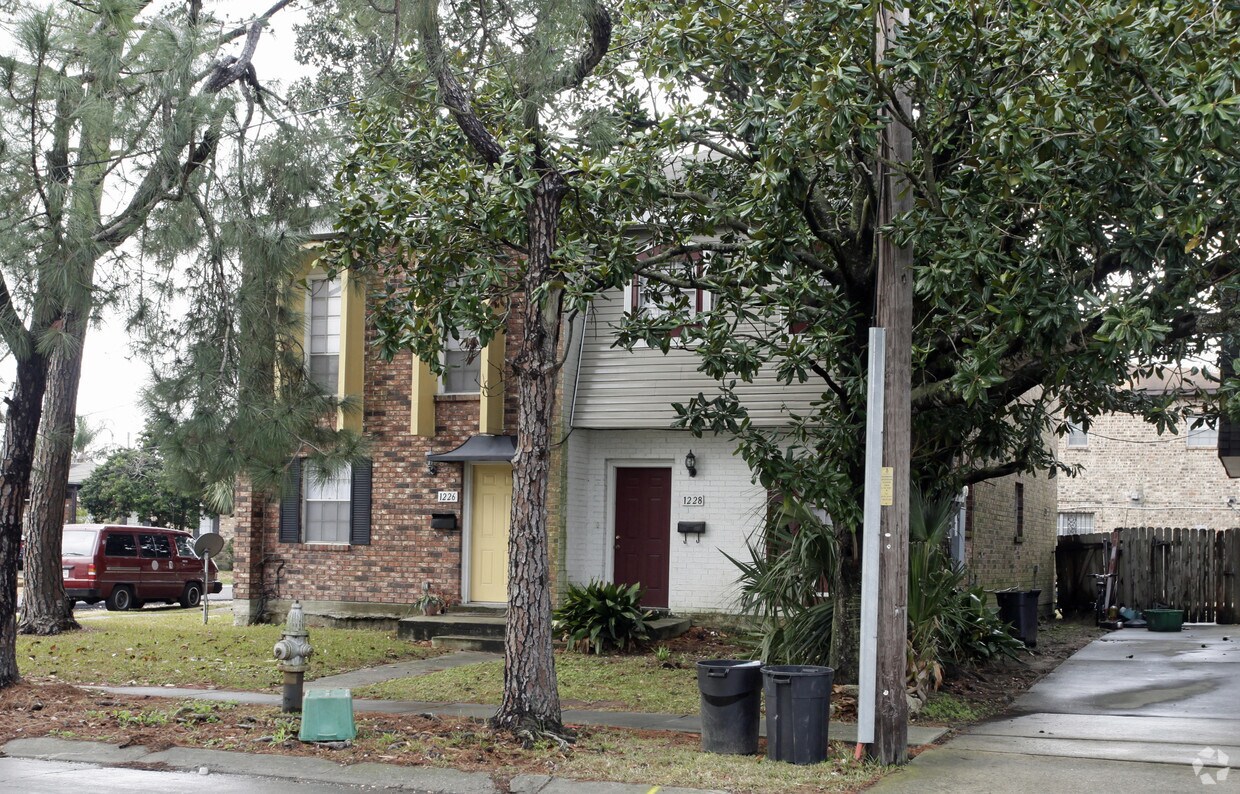 Building Photo - 1226-1228 Carrollton Ave