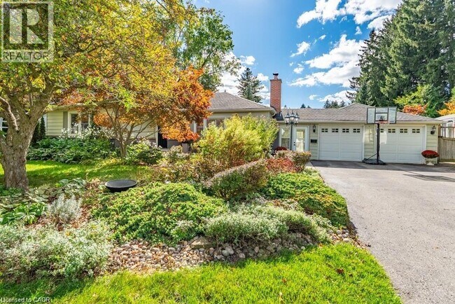 Building Photo - 32 Parker Ave