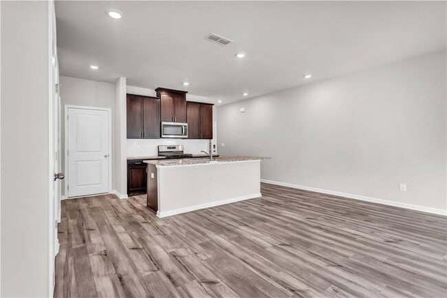 Foto del edificio - 1575 Villageside Ct