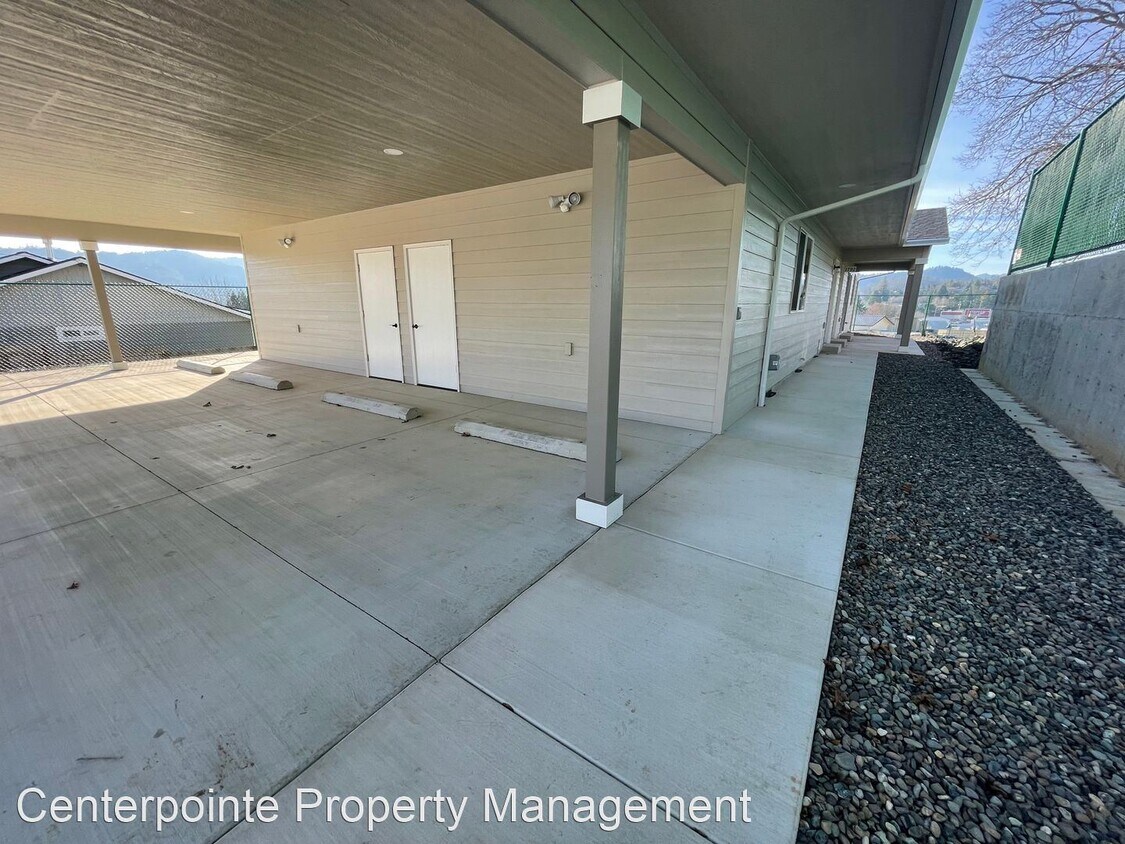 Foto principal - 2 br, 2 bath House - 1792 NW Goetz Ave