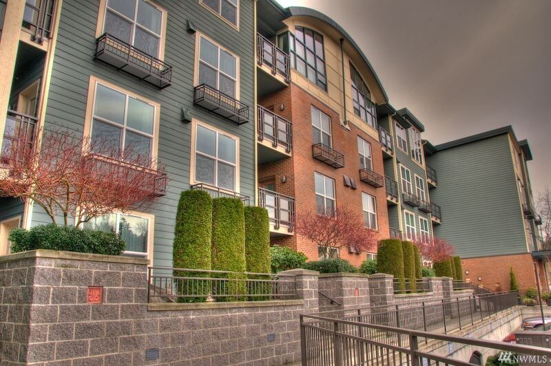 Foto principal - 16275 NE 85th St