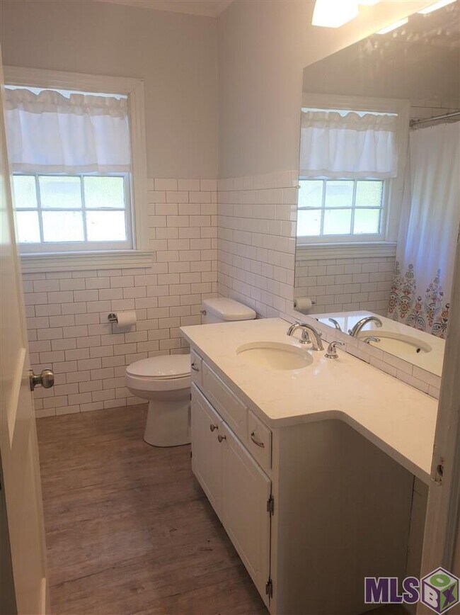 Foto del edificio - 908 E Bayou Narcisse Rd