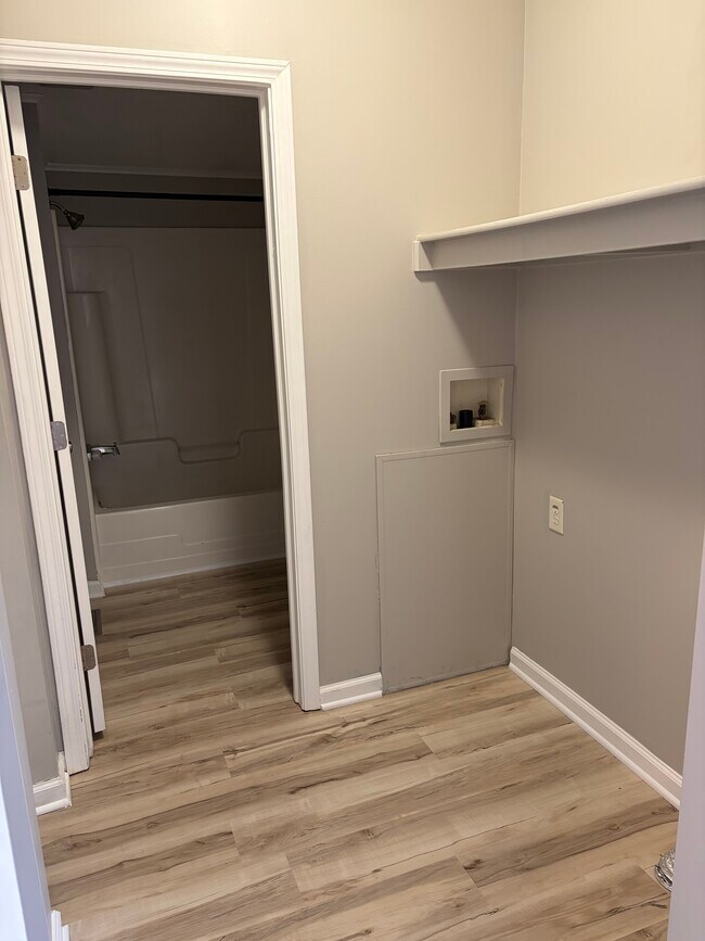 Foto del edificio - 509 N Madison St