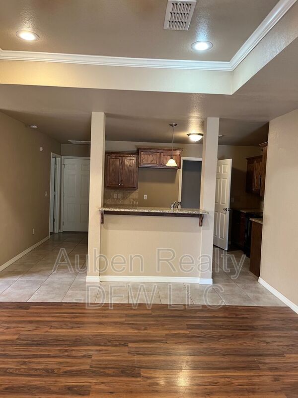 Building Photo - 2800 Steve's Way