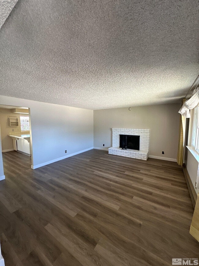 Building Photo - 462 Steffanie Way