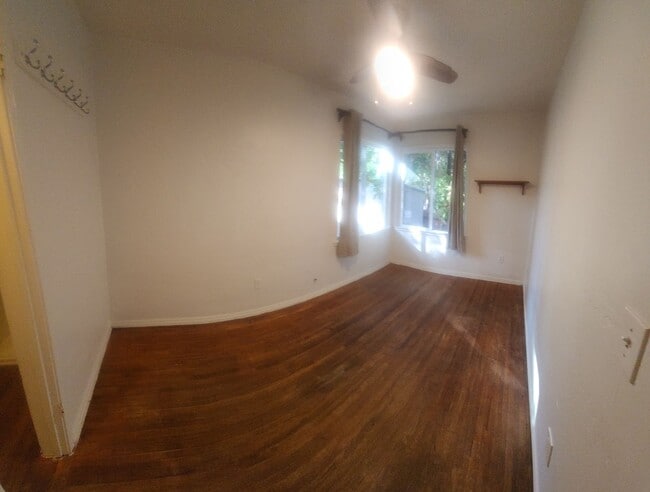 Building Photo - Super close to Poly- Off of Grand Avenue entrance to Cal Poly VERY CLOSE!!!