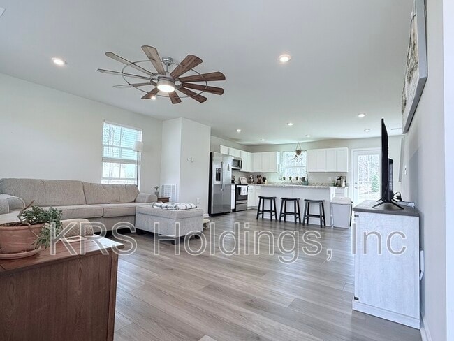 Building Photo - 1436 Indigo Creek Dr