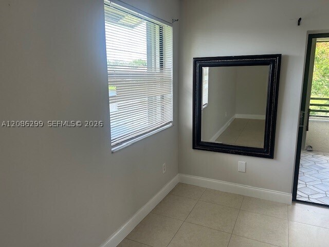 Foto del edificio - 9851 NW 3rd Ct