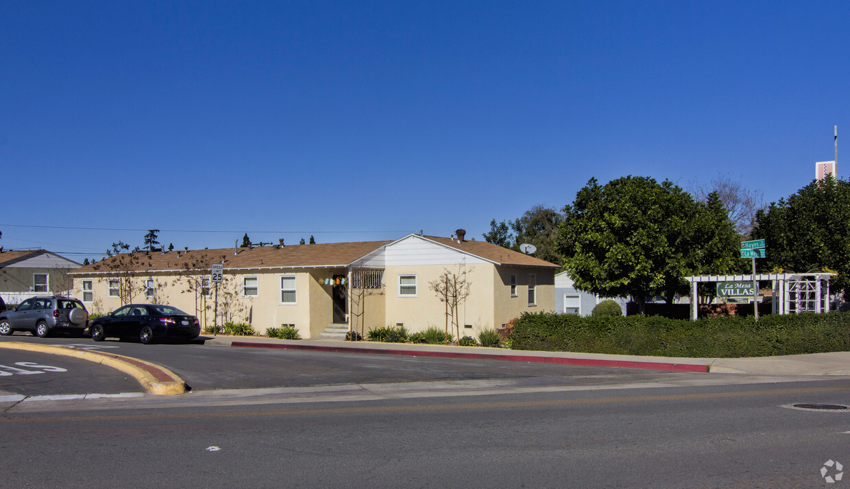 Foto del edificio - La Mesa Villas