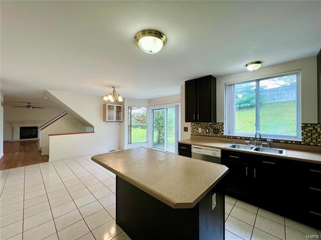 Building Photo - 188 Birchwood Trail Dr