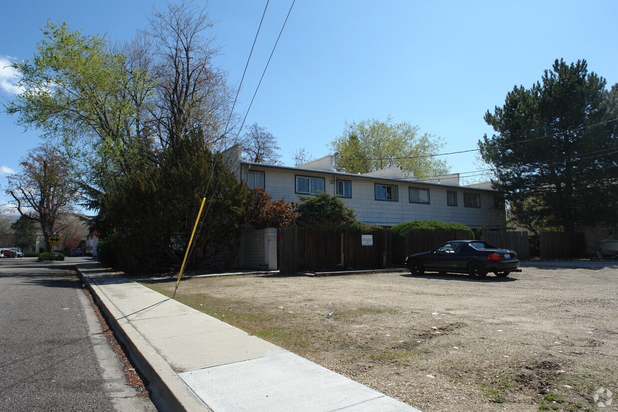 Foto del edificio - 1103-1109 S Leadville Ave