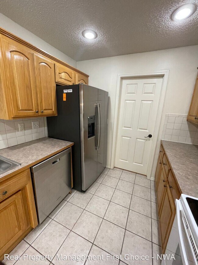 Building Photo - 3 br, 2 bath House - 1904 SW Spruce Rd.
