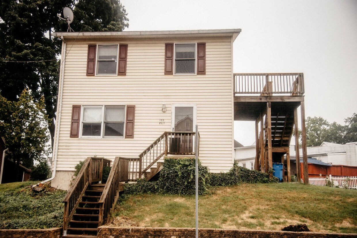 Primary Photo - 133 N Union St