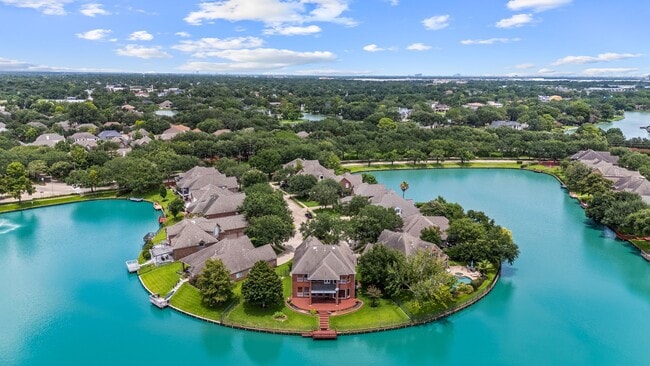 Building Photo - 403 Brook Shore Ct