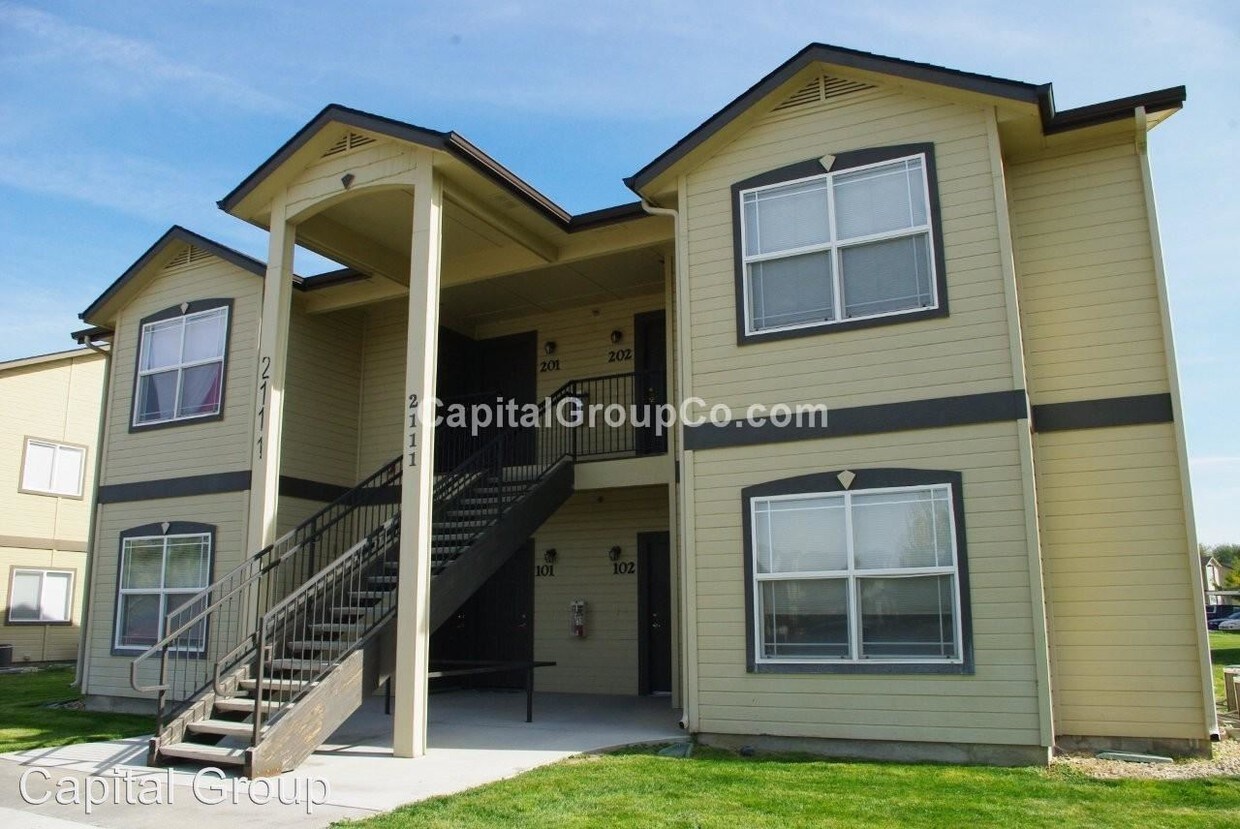 Foto principal - 2216 E Whispering Willow Ln