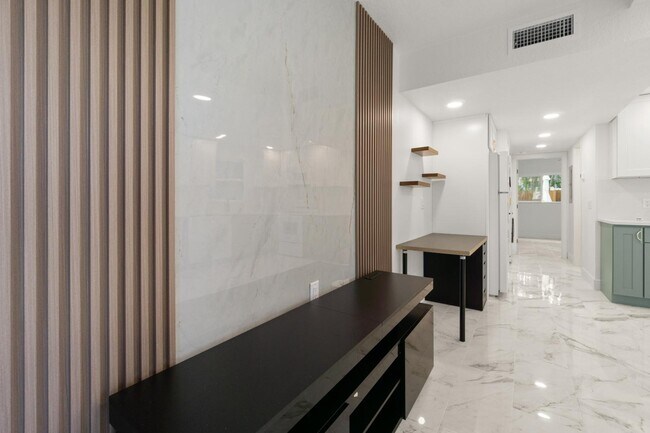 Foto del edificio - 3675 Gulf Blvd