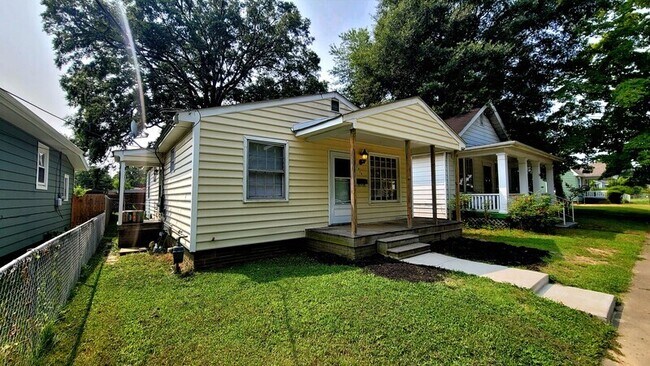 Foto del edificio - 3404 Lawson St