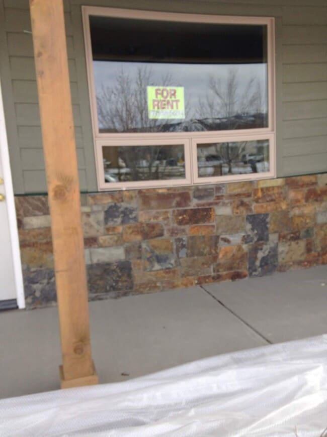 Building Photo - 1024 Springs Ln