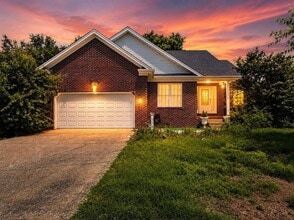 Building Photo - 1284 Trillium Ln