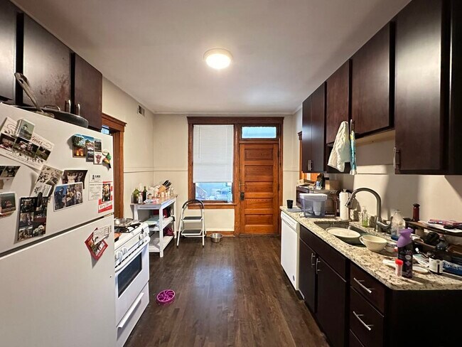 Foto del edificio - 3608 W Grace St
