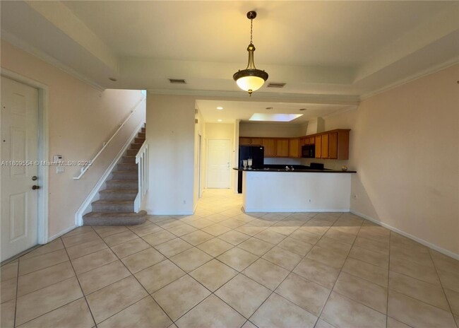 Building Photo - 531 SW 18th Ave