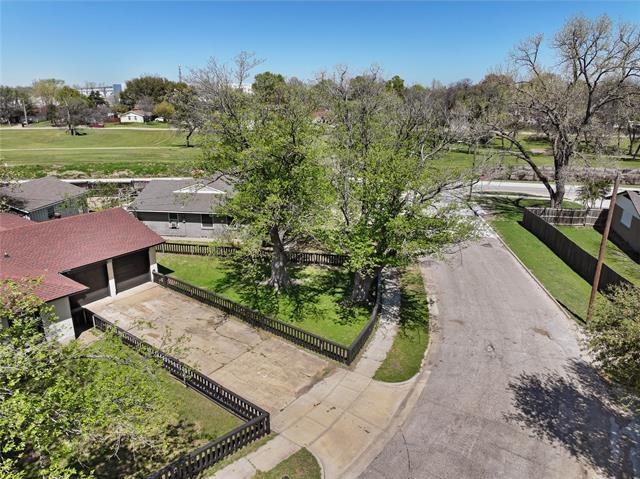 Foto del edificio - 2707 Judy Dr